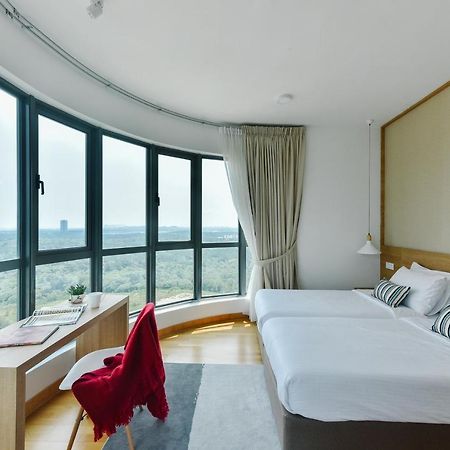 Teega Suites By Subhome Нусаяя Екстер'єр фото